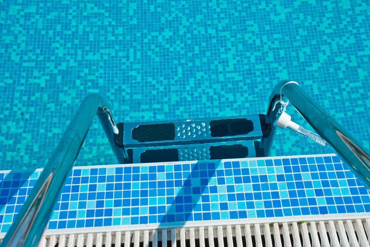 Vilmar Aparthotel Pomorie Exteriör bild