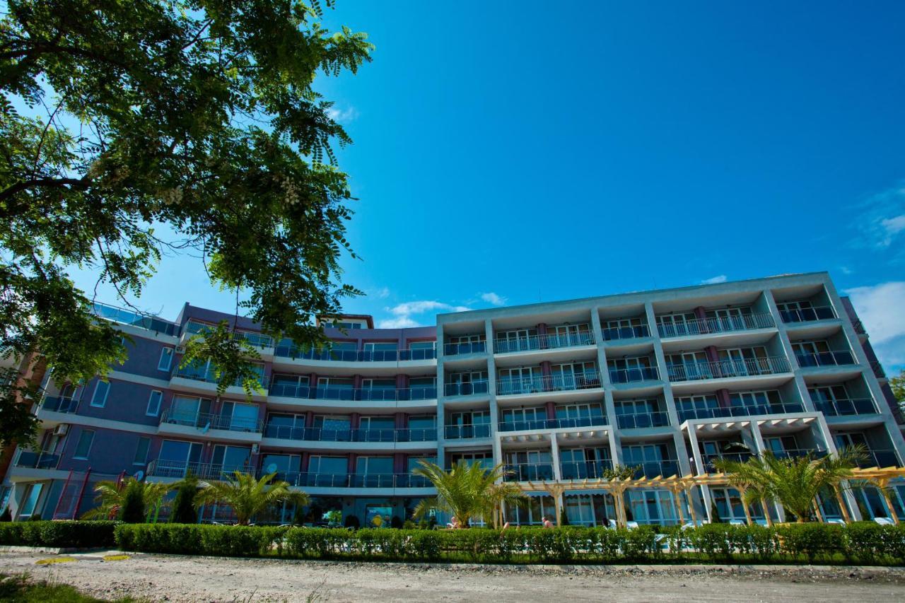 Vilmar Aparthotel Pomorie Exteriör bild