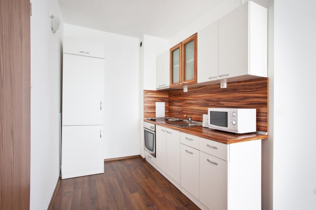 Vilmar Aparthotel Pomorie Exteriör bild