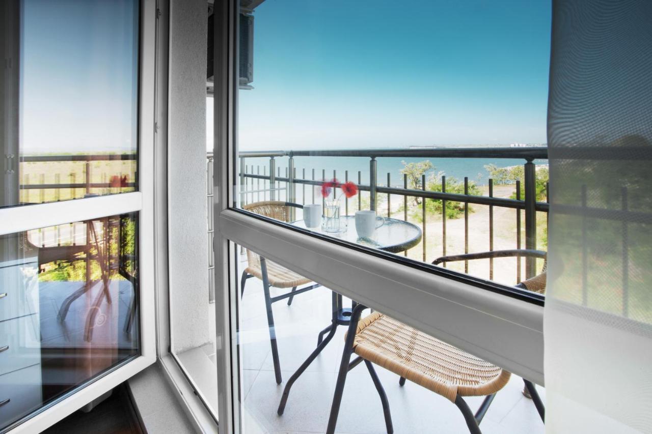 Vilmar Aparthotel Pomorie Exteriör bild
